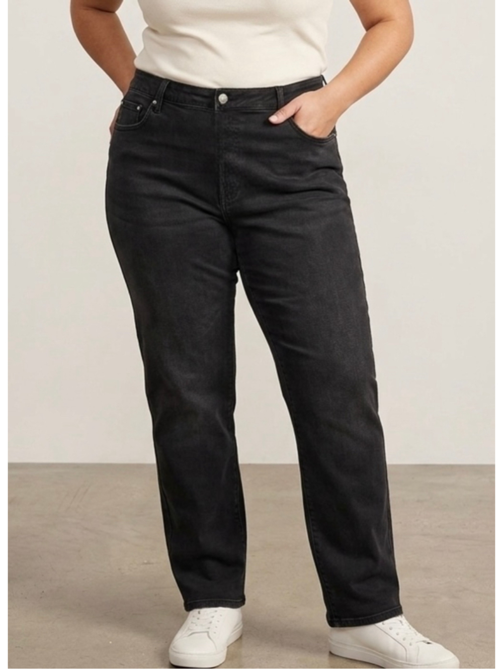 Levi's Women's Black Jeans Classic Mid Rise Straight Leg Denim Size 16W. 2069